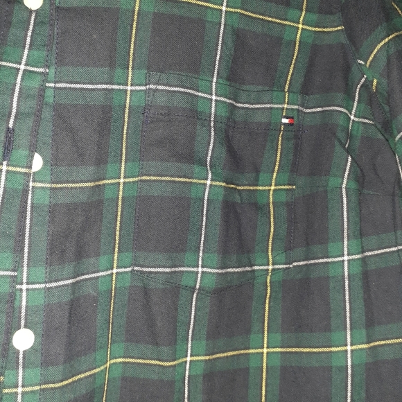 Tommy Hilfiger Womans Button Down Shirt - Picture 6 of 6
